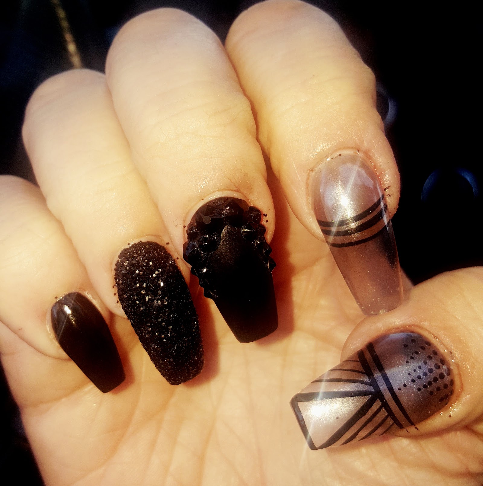 Lacquer Nail Lounge nail photo 8